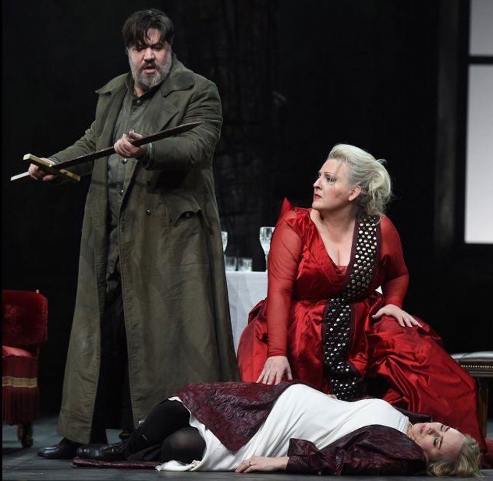 Corby Welch (Sigmund) - Linda Watson (Brünnhilde) - Elisabet Strid (Sieglinde)